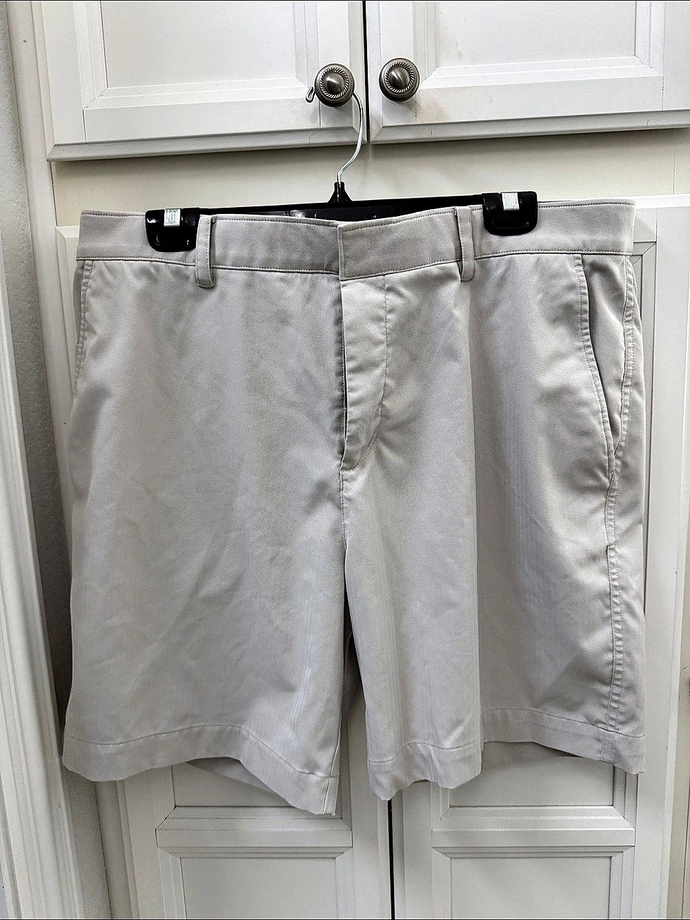 Nike Dri-FIT Golf Shorts in Tan